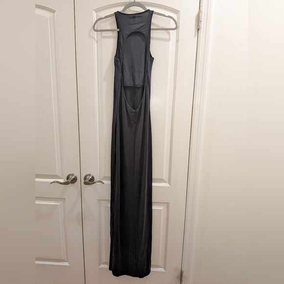 1. NWT SKIMS SMOOTH LOUNGE OPEN BACK MAXI DRESS IN ONYX - Picture 7 of 7